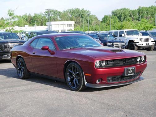 Octane Red Pearlcoat 2019 Dodge Challenger R/T