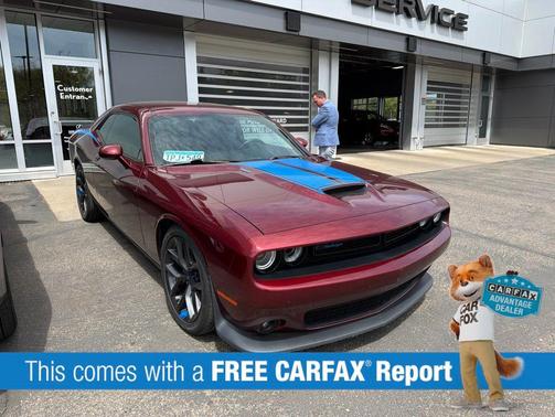 Octane Red Pearlcoat 2019 Dodge Challenger R/T