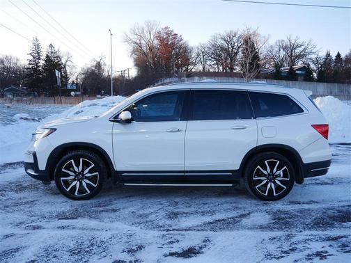 2019 Honda Pilot Touring 8-Passenger