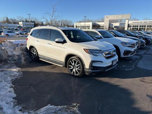 2019 Honda Pilot Touring 8-Passenger