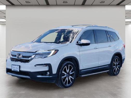 2019 Honda Pilot Touring 8-Passenger