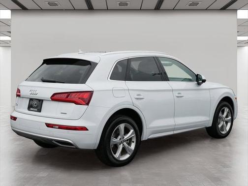 2020 Audi Q5 45 Premium Plus