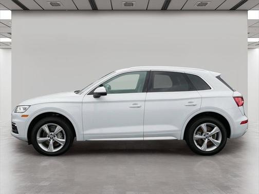 2020 Audi Q5 45 Premium Plus