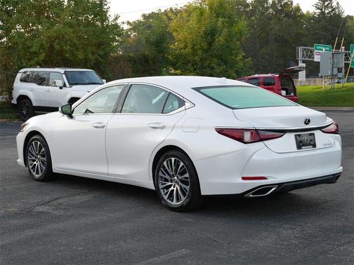 2019 Lexus ES 350 Base