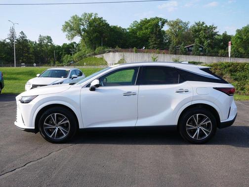 Eminent White Pearl 2023 Lexus RX 350 Premium