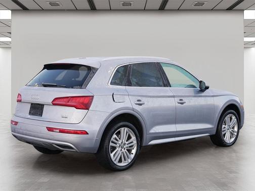 2018 Audi Q5 2.0T Tech Premium