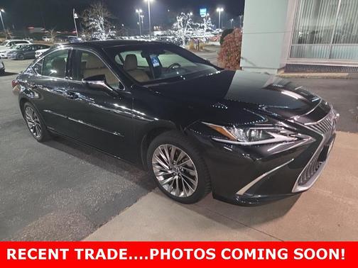 2020 Lexus ES 300h Ultra Luxury