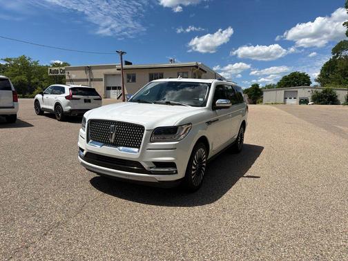 Pristine White 2021 Lincoln Navigator Black Label