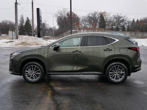2025 Lexus NX 350h AWD