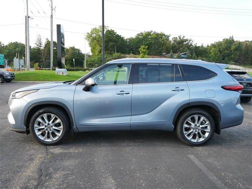 2022 Toyota Highlander Limited