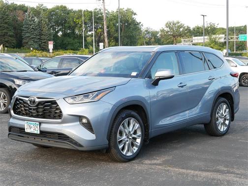 2022 Toyota Highlander Limited