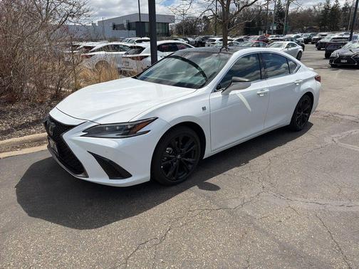 Eminent White Pearl 2025 Lexus ES 350 Base