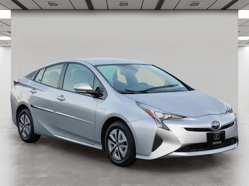 2017 Toyota Prius Four
