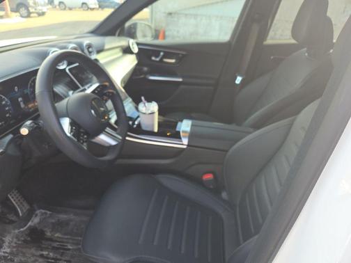 Polar White 2023 Mercedes-Benz GLC 300 4MATIC