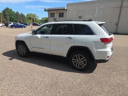 Bright White Clearcoat 2022 Jeep Grand Cherokee Limited