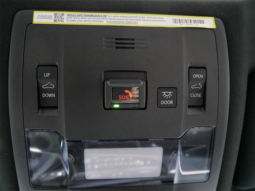 2025 Lexus ES 300h Luxury