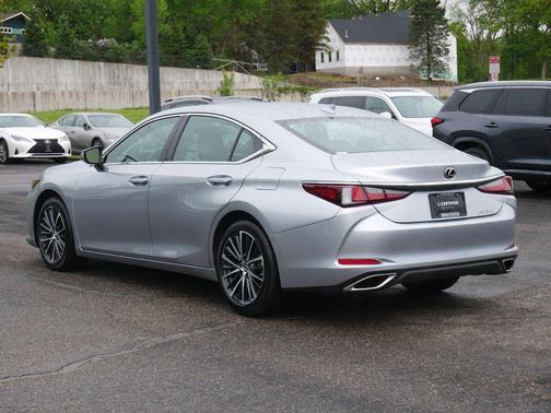 Iridium 2025 Lexus ES 350 Base