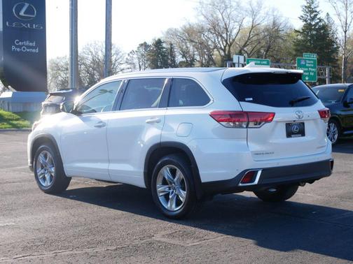 Blizzard Pearl 2019 Toyota Highlander Limited