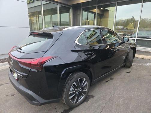 2024 Lexus UX 250h Base