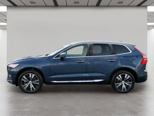 2022 Volvo XC60 B5 Inscription