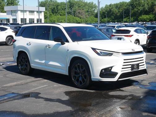 2025 Lexus TX 500h F SPORT Premium