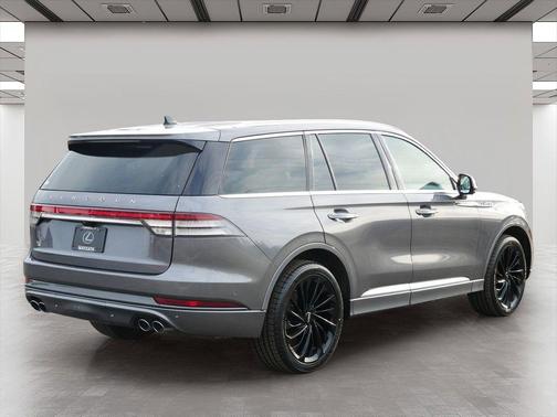 Asher Gray Metallic Clearcoat 2022 Lincoln Aviator Reserve AWD