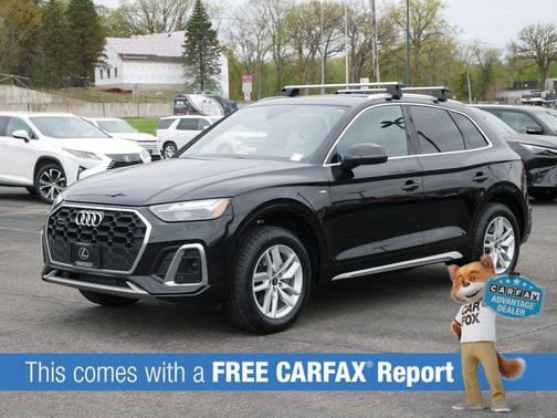 Mythos Black Metallic 2023 Audi Q5 45 S line Premium