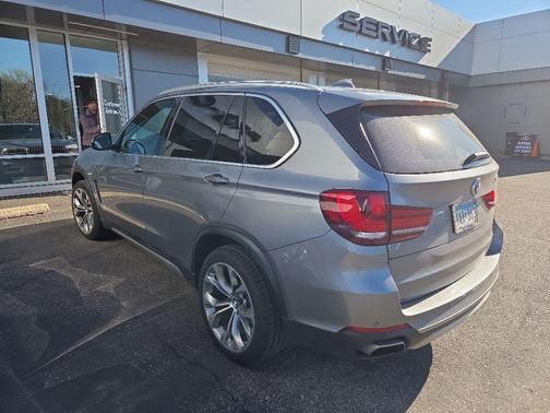 Space Gray Metallic 2018 BMW X5 xDrive35i