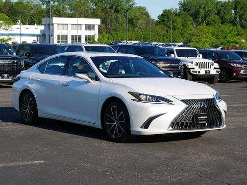 Eminent White Pearl 2023 Lexus ES 350 Base
