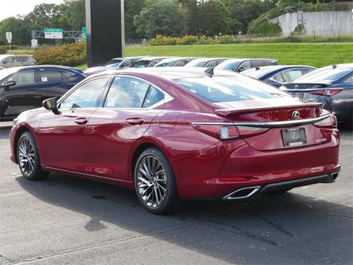 2025 Lexus ES 350 Ultra Luxury