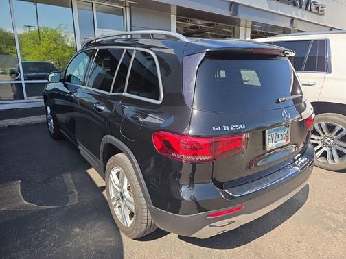 Night Black 2020 Mercedes-Benz GLB 250 4MATIC