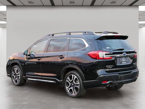 2023 Subaru Ascent Limited 8-Passenger