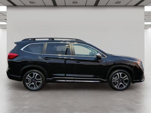 2023 Subaru Ascent Limited 8-Passenger