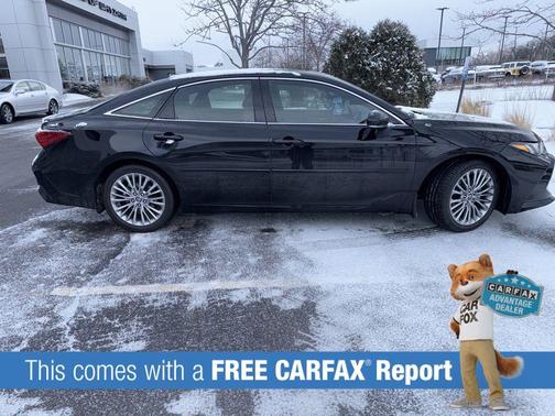 2022 Toyota Avalon Hybrid Limited