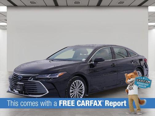 2022 Toyota Avalon Hybrid Limited