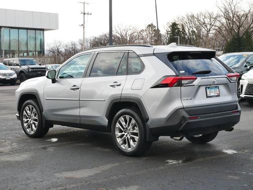 Silver Sky Metallic 2021 Toyota RAV4 XLE Premium