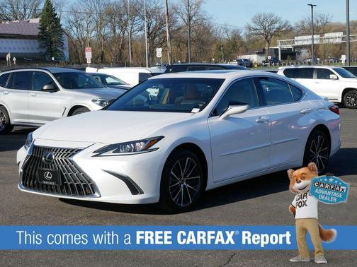 Eminent White Pearl 2023 Lexus ES 250 Base