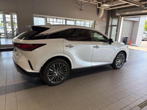 Eminent White Pearl 2024 Lexus RX 350 Luxury