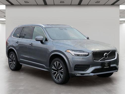 2020 Volvo XC90 T5 Momentum
