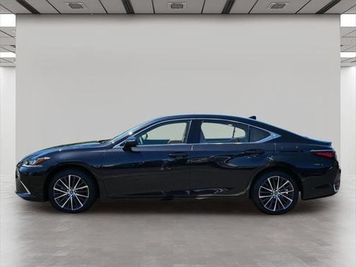 2024 Lexus ES 250 Base