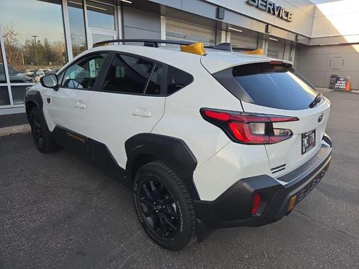 Crystal White Pearl 2024 Subaru Crosstrek Wilderness