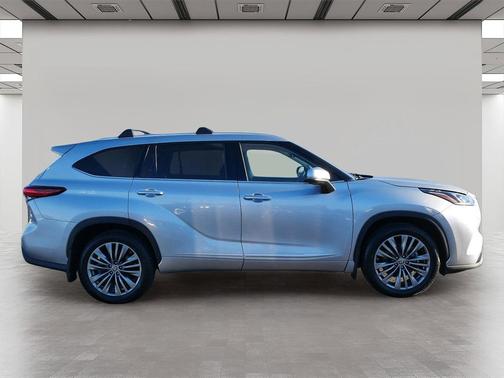 2020 Toyota Highlander Platinum