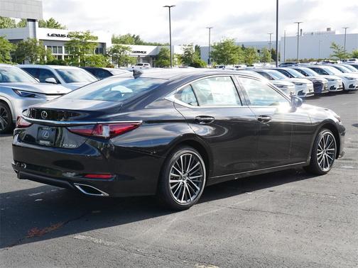 2025 Lexus ES 350 Base