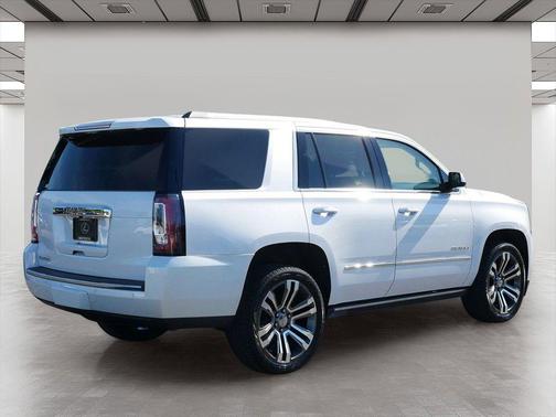 White Frost Tricoat 2018 GMC Yukon Denali