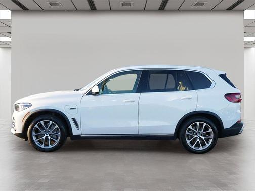 2022 BMW X5 PHEV xDrive45e