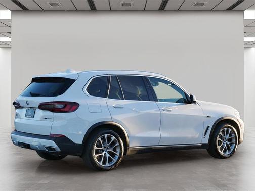 2022 BMW X5 PHEV xDrive45e