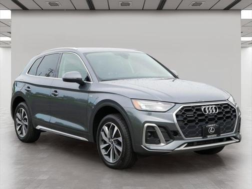 2022 Audi Q5 45 S line Premium Plus