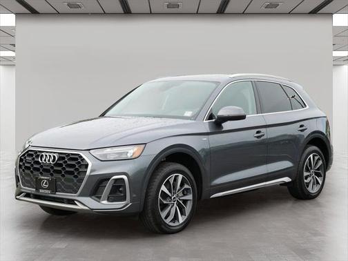 2022 Audi Q5 45 S line Premium Plus