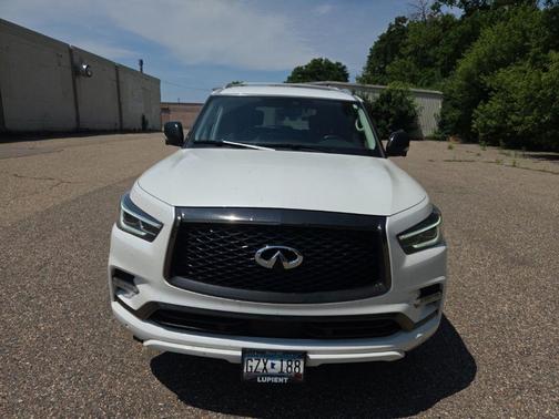 Moonstone White 2022 INFINITI QX80 Luxe