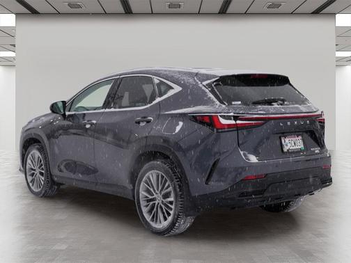 2022 Lexus NX 350h Luxury